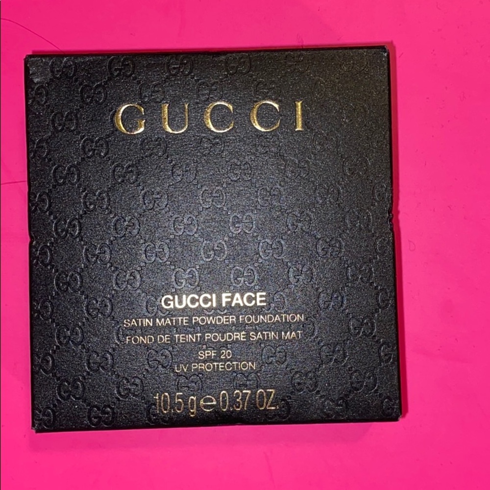 Gucci foundation!!! Swatched never used.